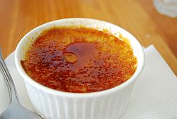 creme brulee with caramelized sugar